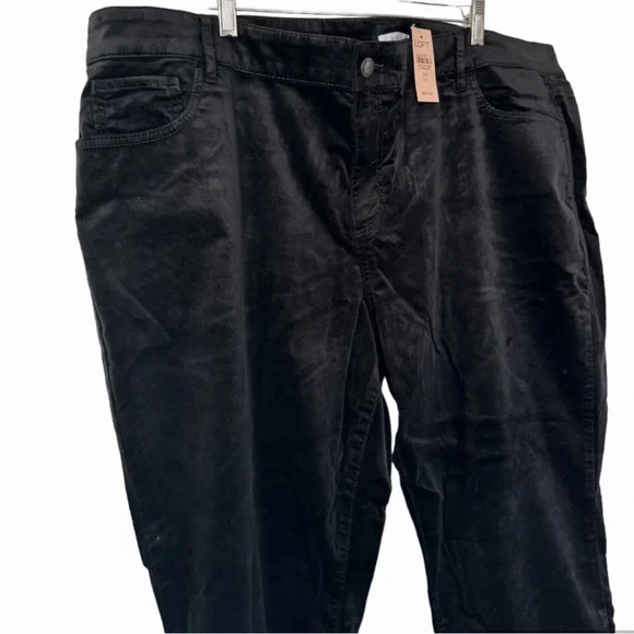 LOFT Plus Black Midrise Stretch Velour Skinny Pants size 22 NWT - Picture 4 of 16
